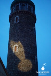 tour à plomb lucioles